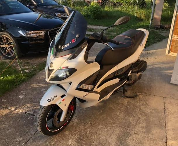 Gilera nexus