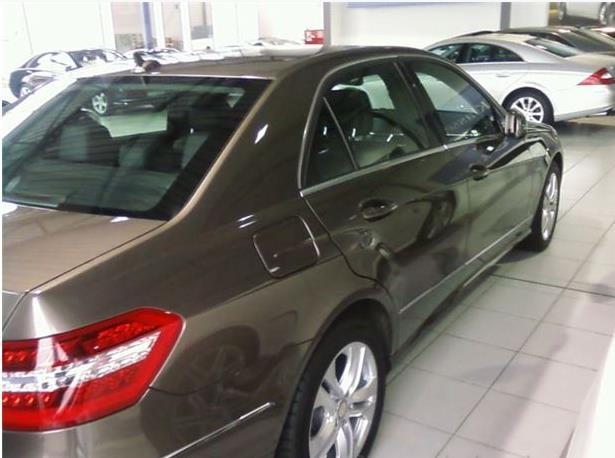 Mercedes-Benz-E200-CDI-Avangard--11-