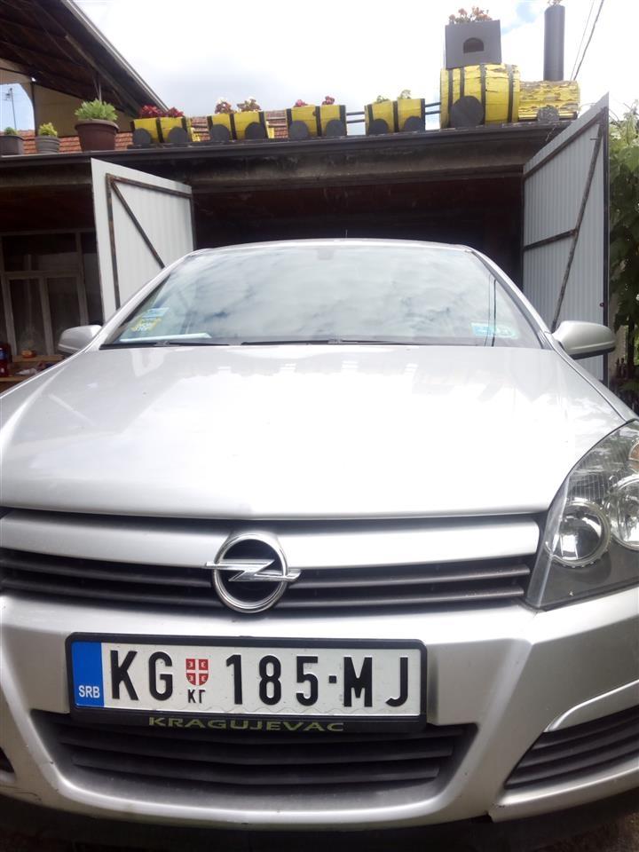 Opel-Astra-