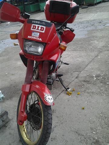 Hondu Dominator -90