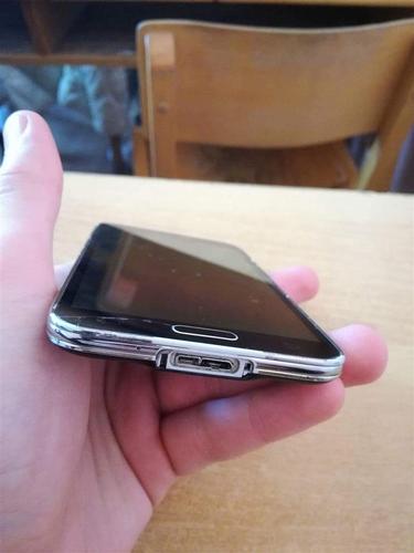 Prodaje se telefon