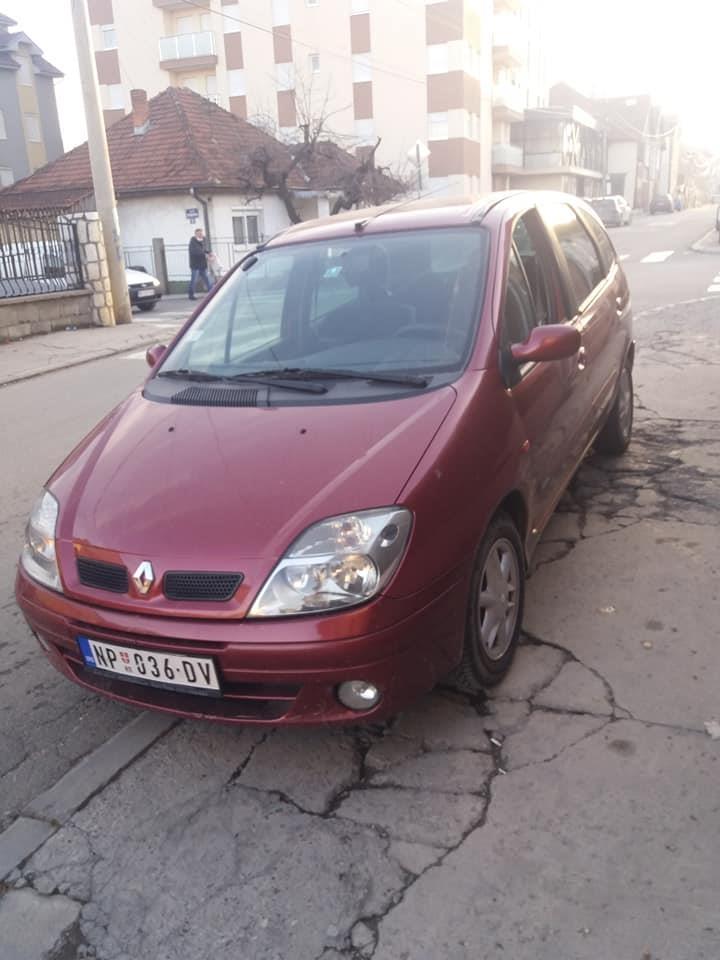 Renault-Scenik-1-9-dci-