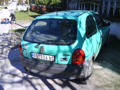 Opel-Corsa--96