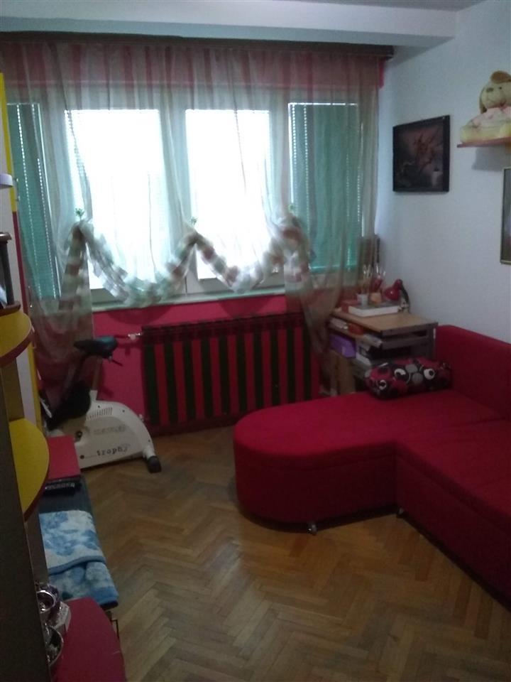 Prodaja-stana-Naselje-sunca-Bor
