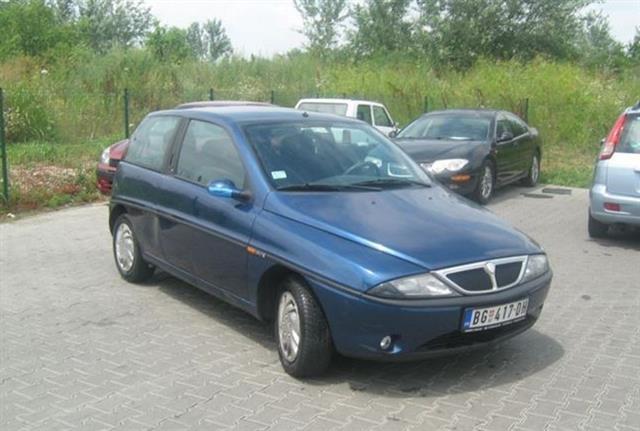 Lancia Ypsilon -98