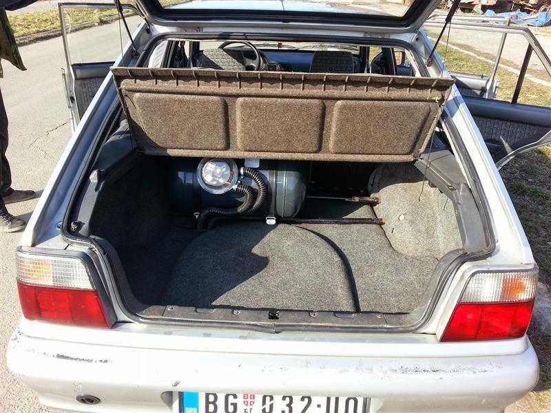 Daewoo-Polonez-1-6i--04