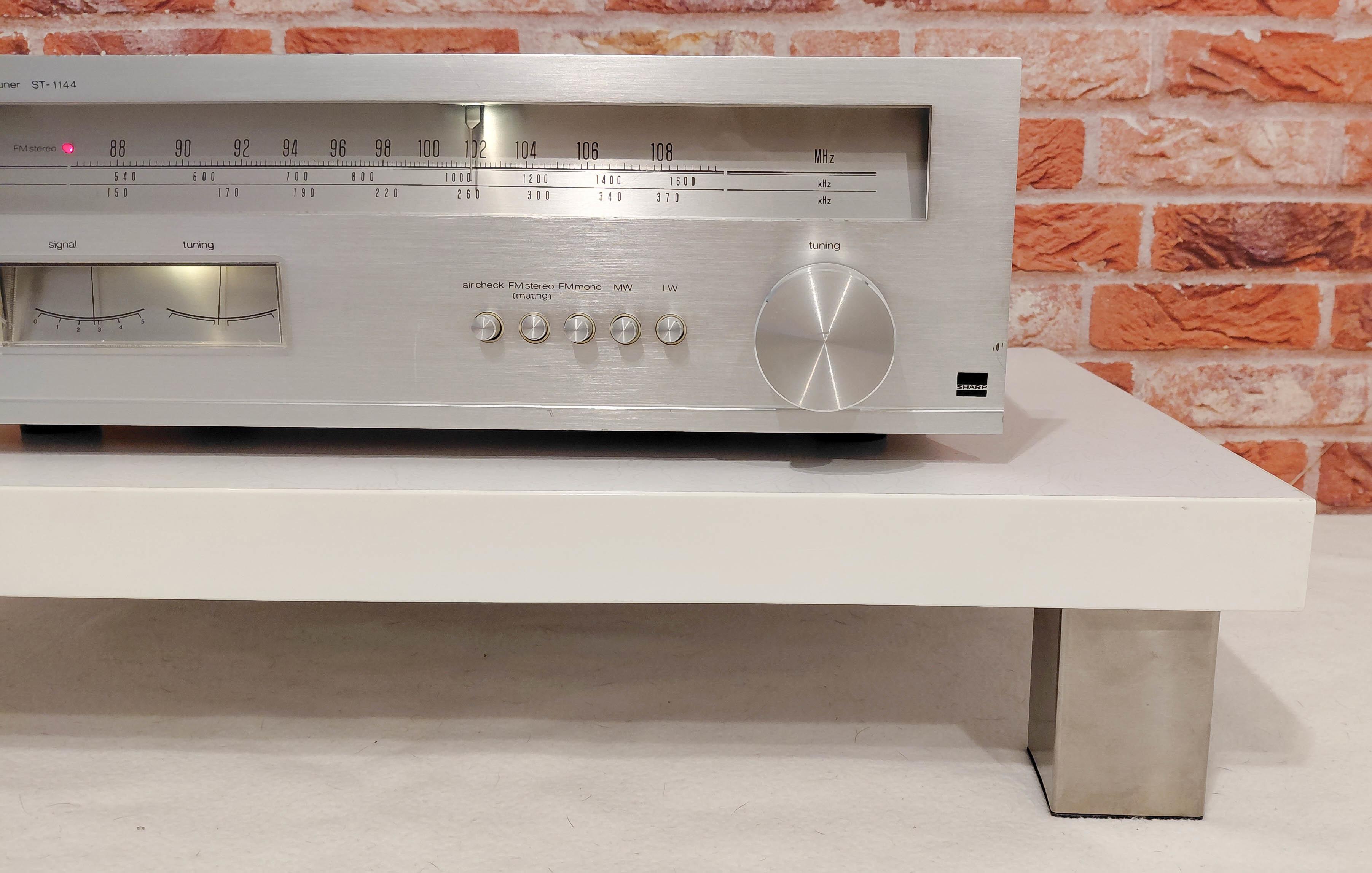 Sharp-ST-1144