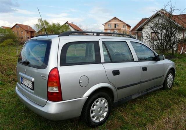 Opel-Astra-G-1-7-dti--01