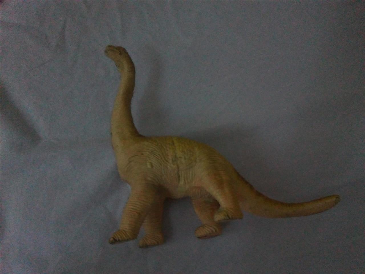 Igracka-dinosaurusa