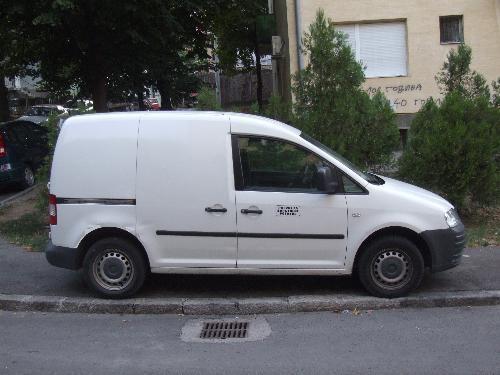 VW Caddy 2.0 sdi  -05
