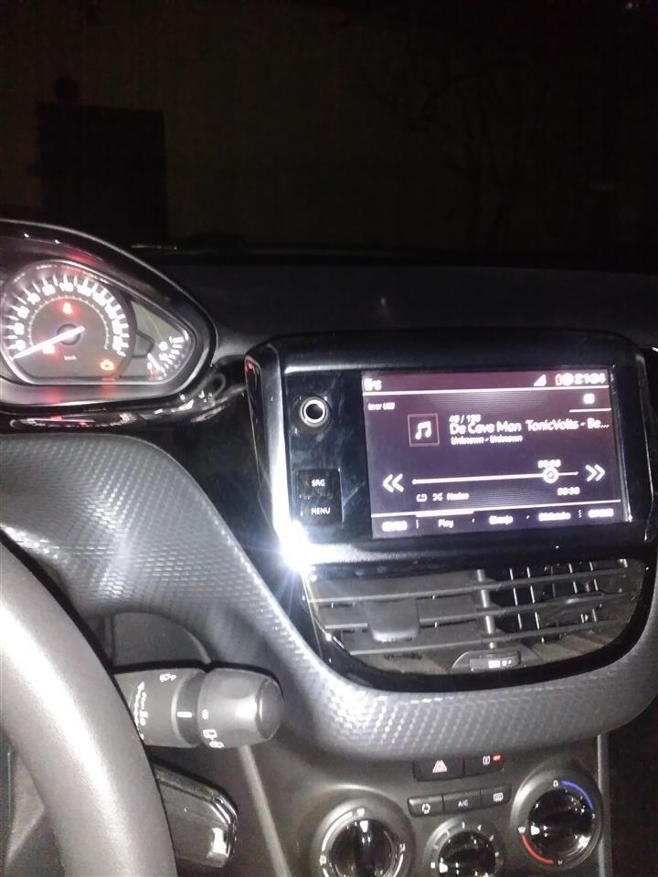 PEUGEOT-2008-ACTIVE-1-2-E