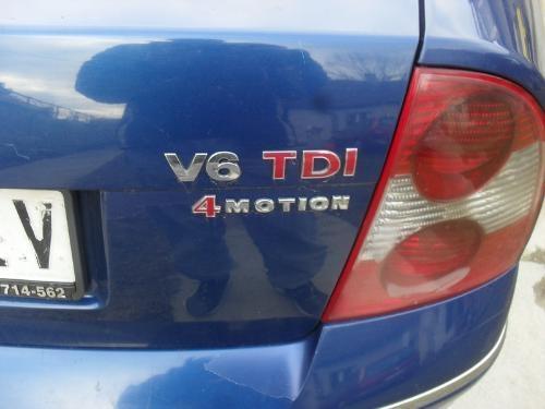 VW-Passat-V6--03