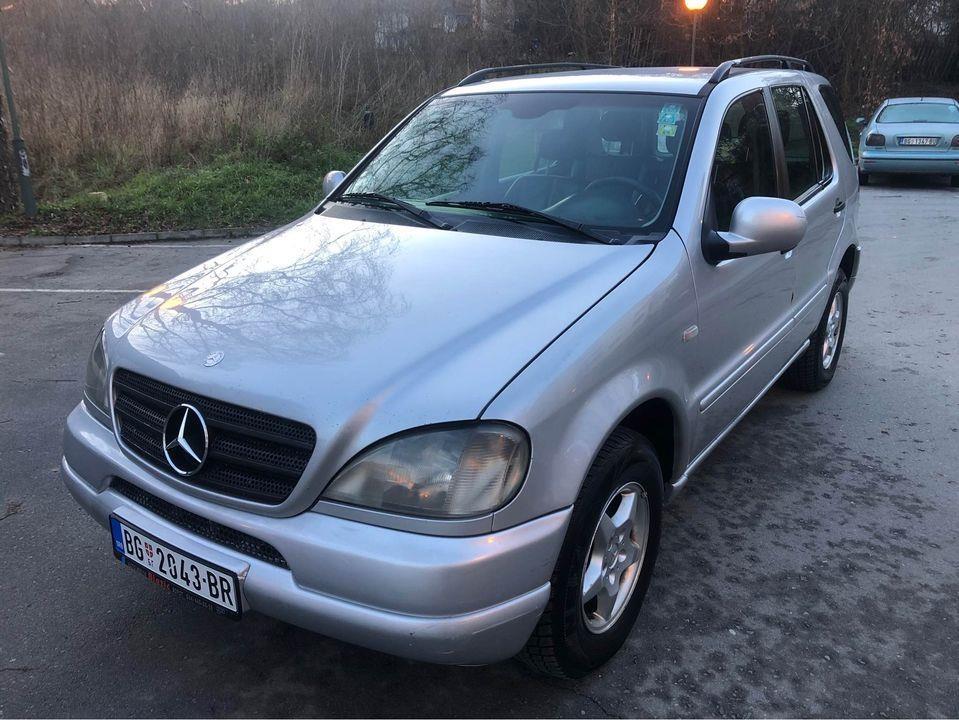 Mercede-Benz-270CDI