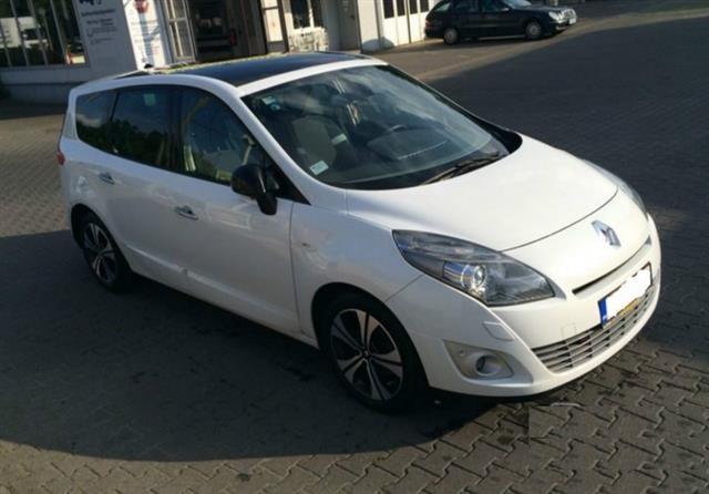 Renault-Grand-Scenic-1-9-d--11--