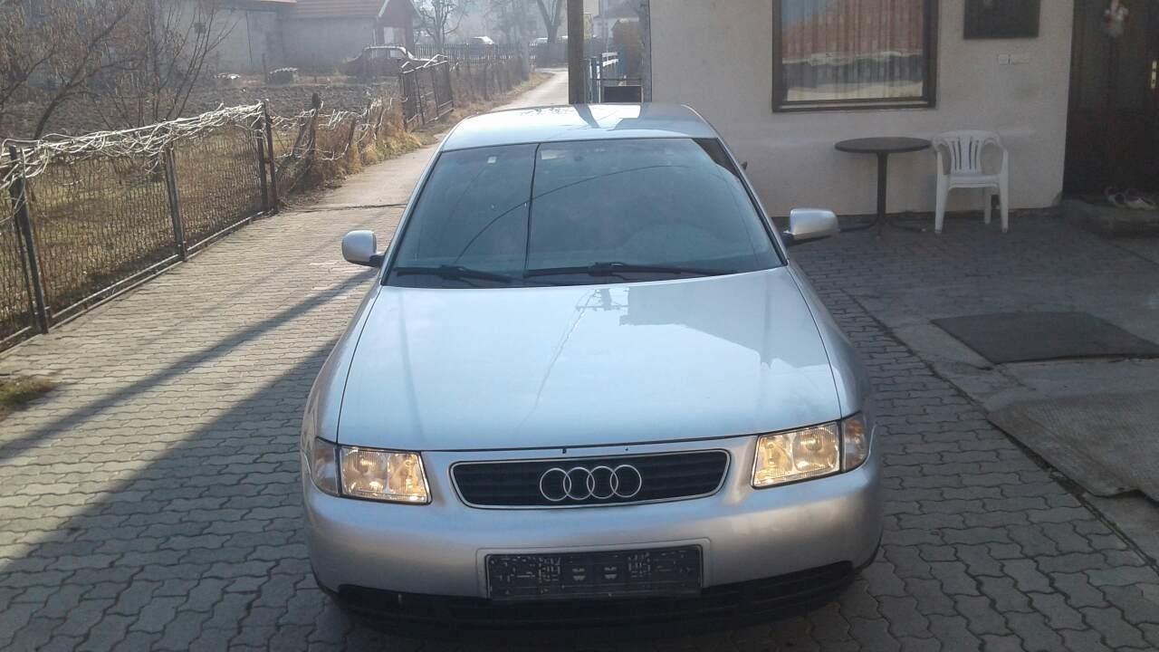 Audi-a3-1-8-stranac