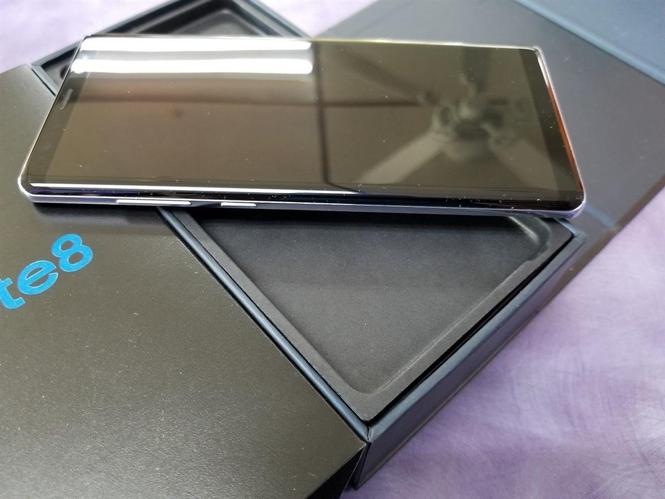 Samsung  Note 8
