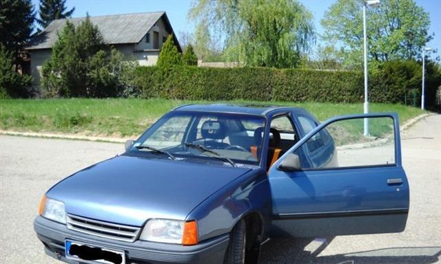 Opel-Kadett-1-3i---89