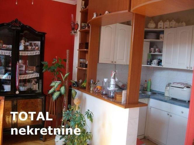 Dvoiposoban stan u centru