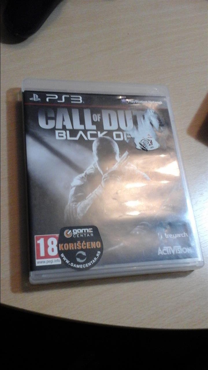 PRODAJEM-PS3-SUPER-SLIM-500GB