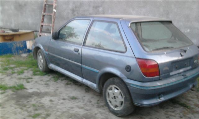 Ford-Fiesta--89