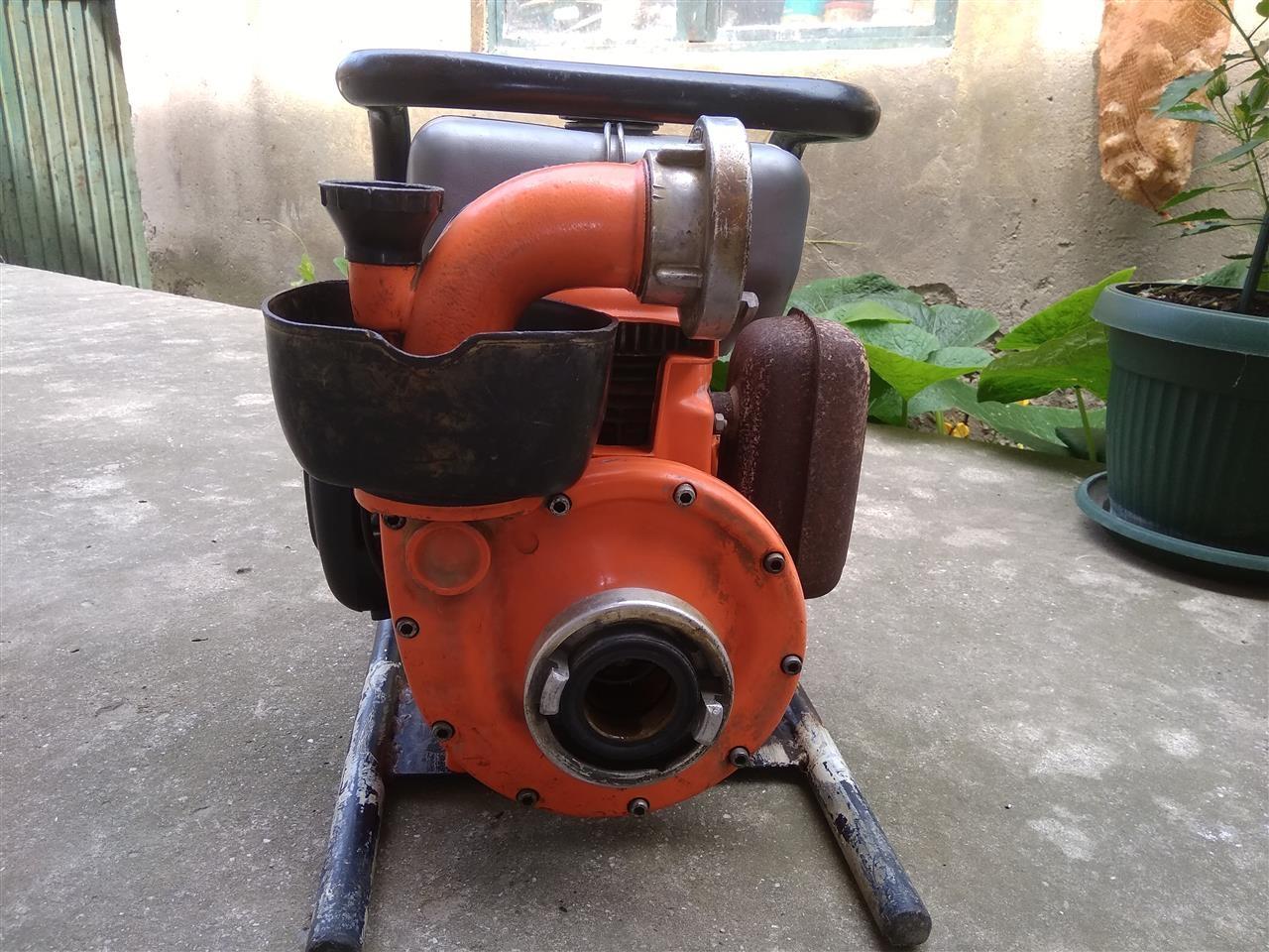 Tomos