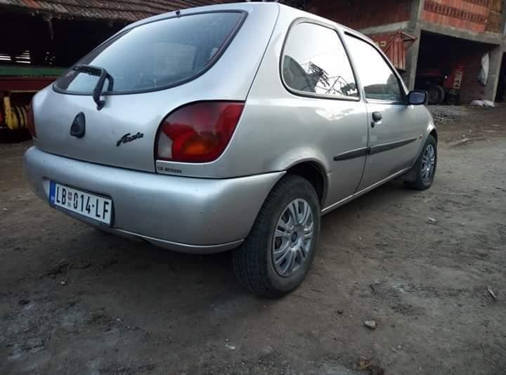 Ford-Fiesta-1-3-