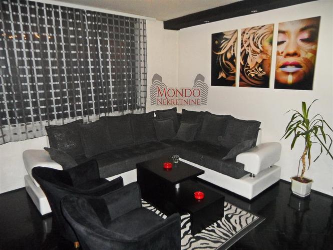 LUX 2.5 SOBAN, CENTAR