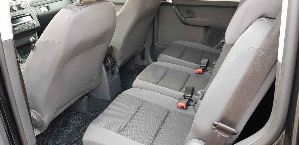 Touran-1-6tdi-2011god