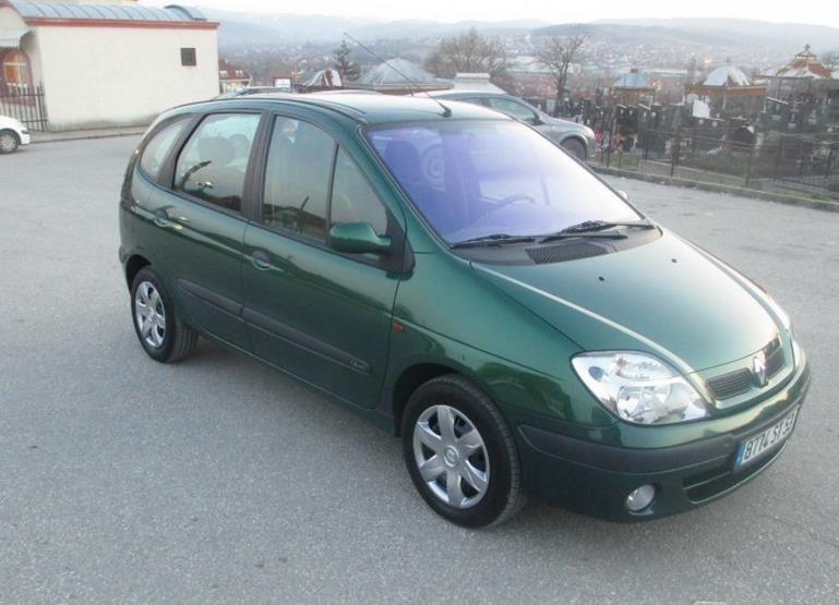 Renault-Scenic-1-9-dci-expression--02