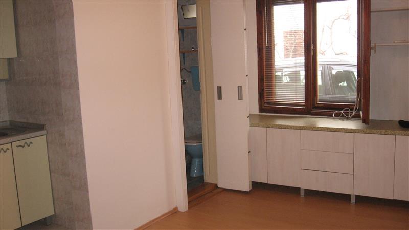 Zemun--40m2--PR-TA