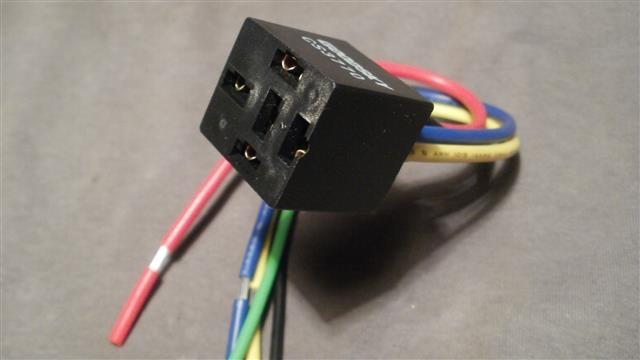 Rele-podnozje-socket-40A
