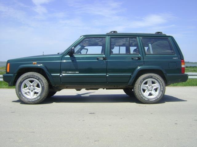 Jeep Cherokee, Classic 4.0. -01