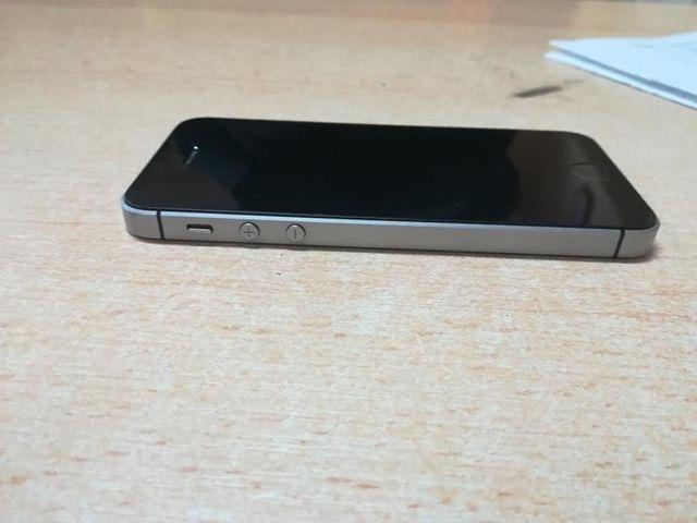 Iphon se 16 gb