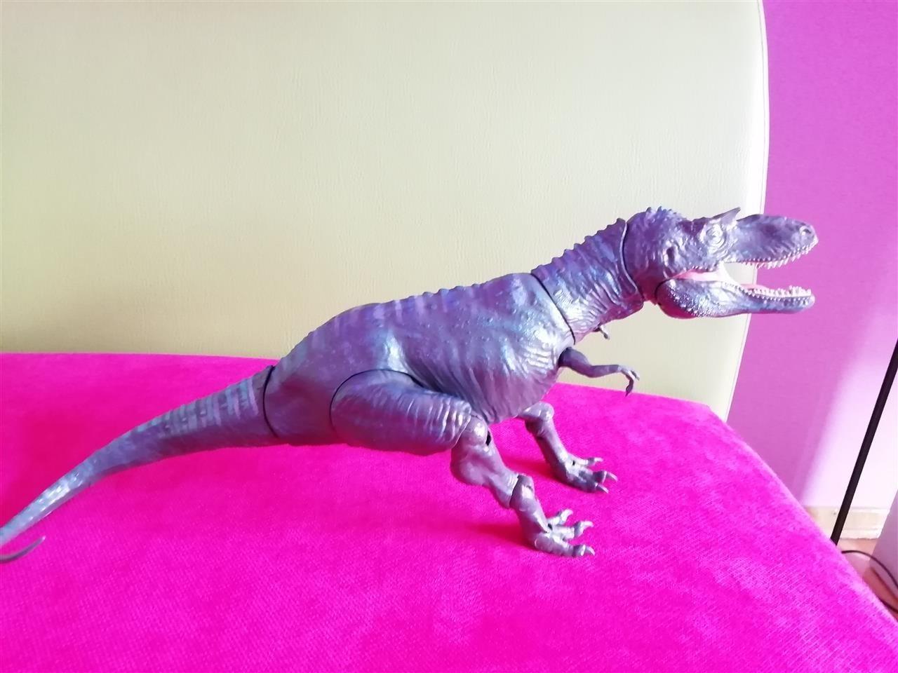 Igračka-Dinosaurus