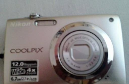 Nikon-coolpix-s3000
