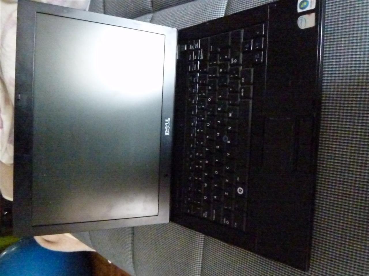 DELL-LATITUDE-E6400-+-nova-9-Cell-batterija