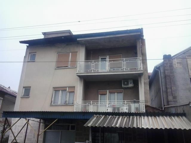 Trosoban-stan-100m2-u-Nisu