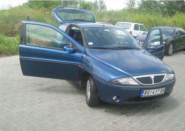 Lancia Ypsilon -98