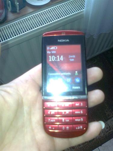 Nokia Asha 300