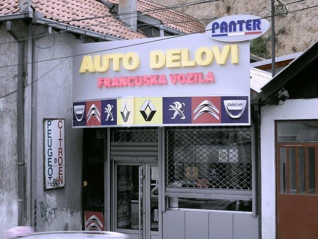 Auto delovi