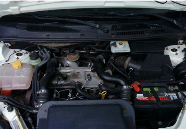 Ford-Transit-Connect-TDCi--04