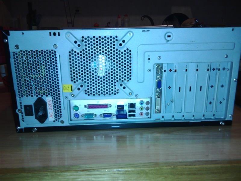 Desktop-kompjuter-gamer