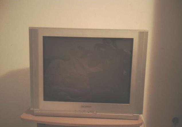 TV Samsung E72