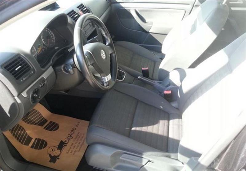 VW-Golf-V-1-6-PLIN--07