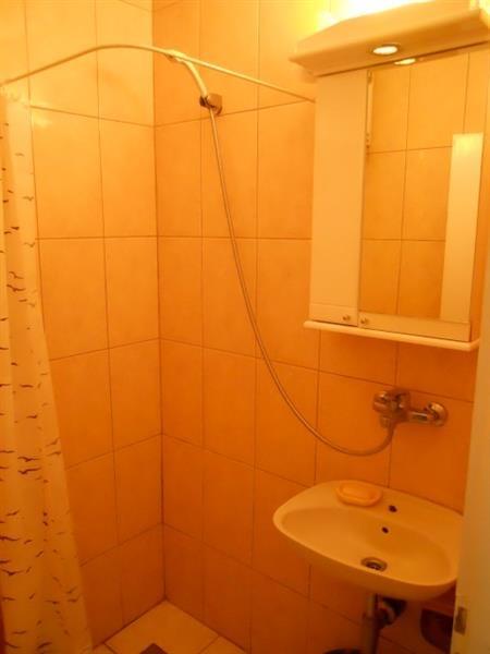 Izdajem-studio-u-Budvi--Velji-vinogradi