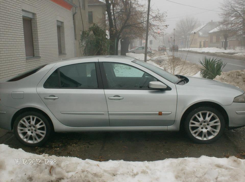 RENAULT-LAGUNU-1-9-DCI--01