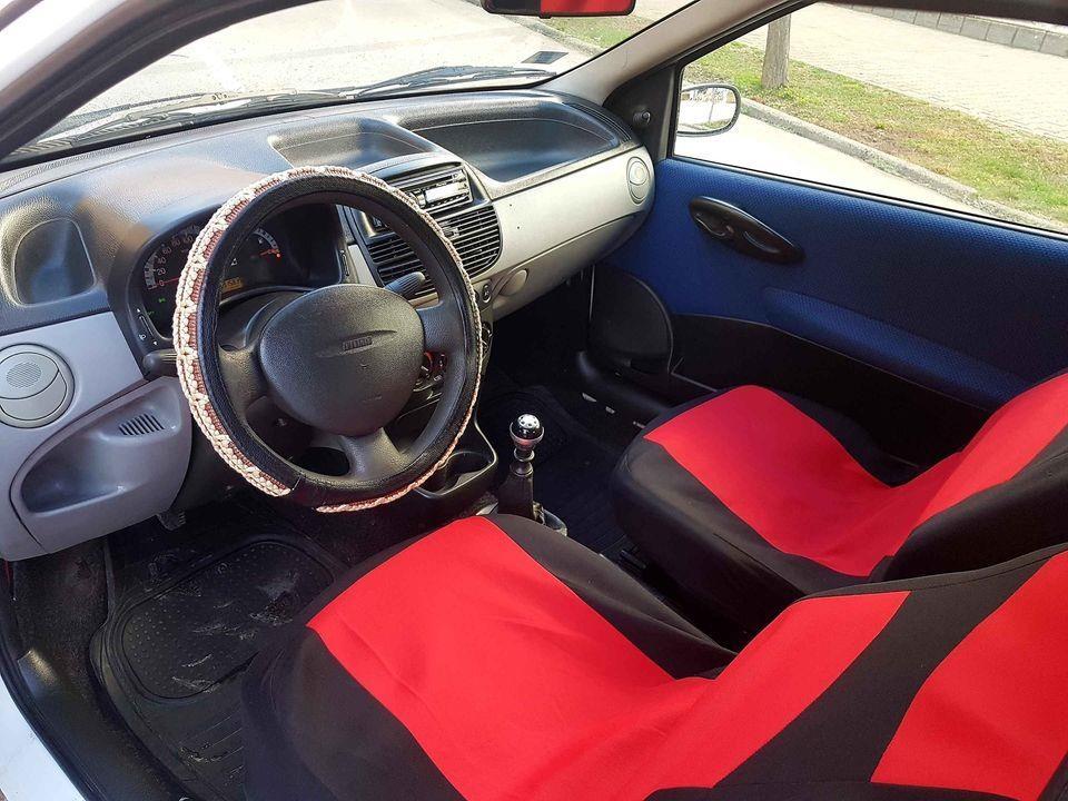 Fiat-Punto-1-2