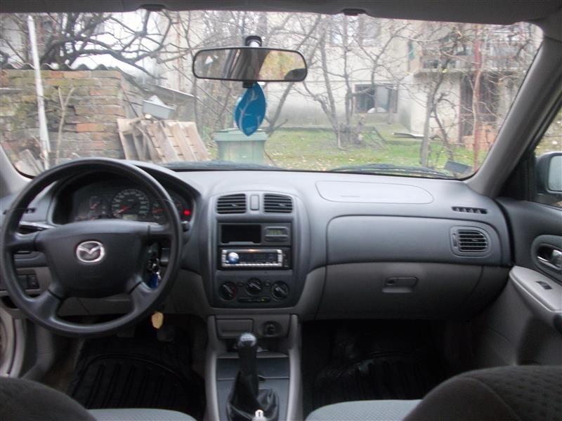 mazda-323f--1-3-benzinac-