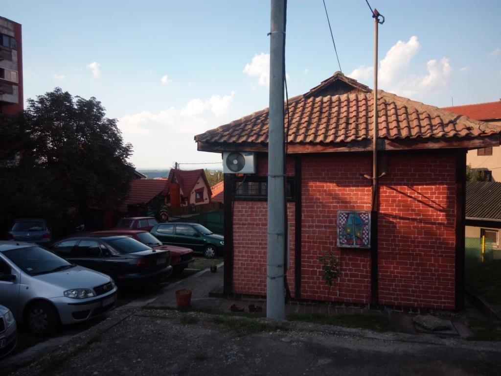 Lokal-