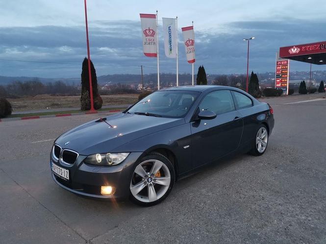 Bmw 320i e92. MOZE ZAMENA